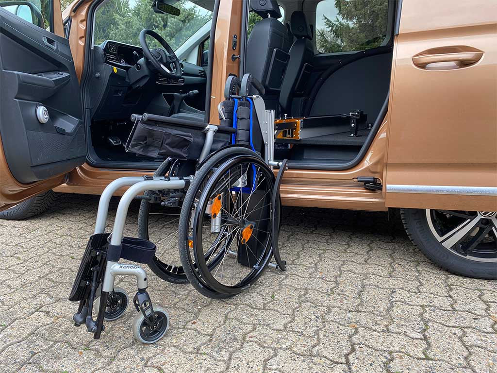 Rollstuhlverladesystem-Ladeboy-S2-gefaltet